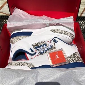 Jordan 3 True Blue